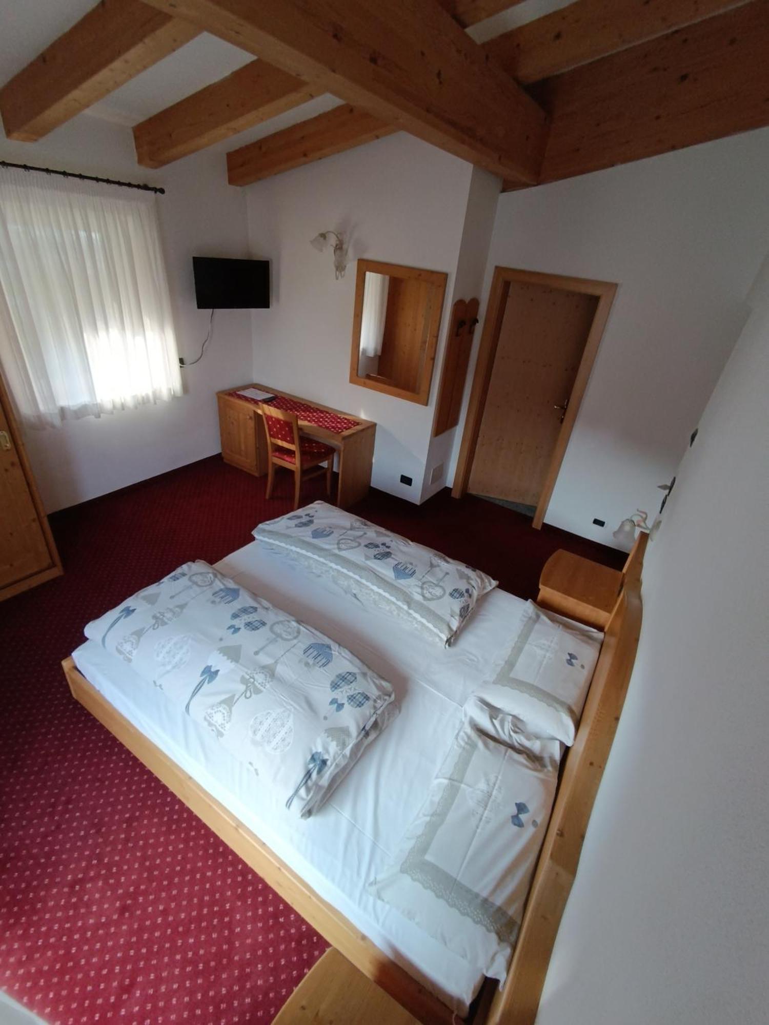 Hotel Vigo Vigo di Fassa Bagian luar foto